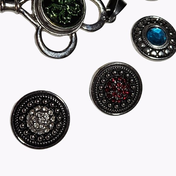 Ginger Snaps Skeleton Key Pendant Charm 7 Interchangeable Snap Charms Jewelry - Picture 3 of 8